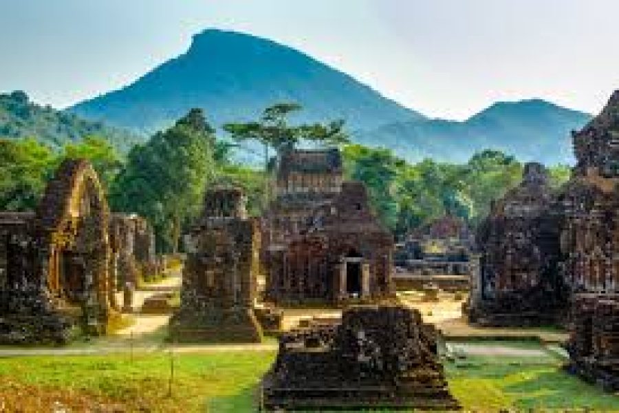 From Hoi An: My Son Sanctuary Guided Tour with Boat Trip & Lunch